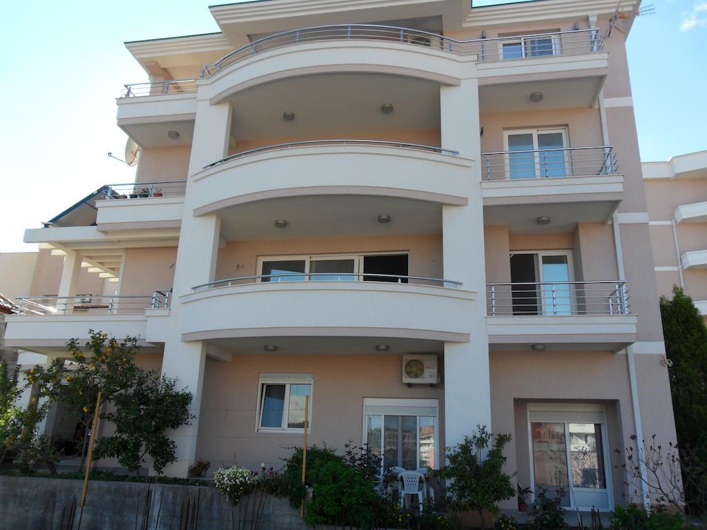 Apartment Petrovic Ulcinj Exteriör bild